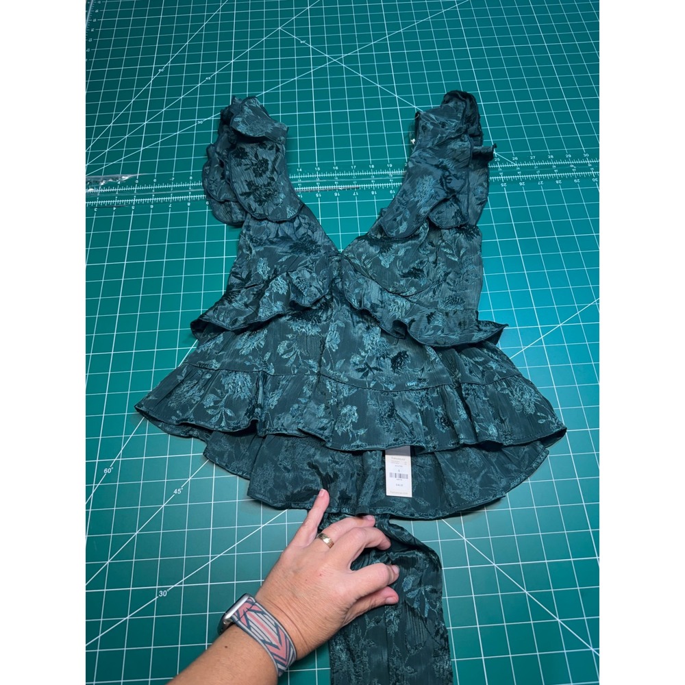 Trixxi Francesca's Emerald Green Floral Jacquard Ruffle Peplum Tie Back Top S